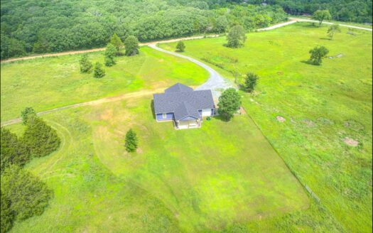 7122 County Road 3677 Allen, OK