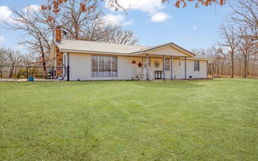 7370 S Bentley Rd, Atoka OK 74525