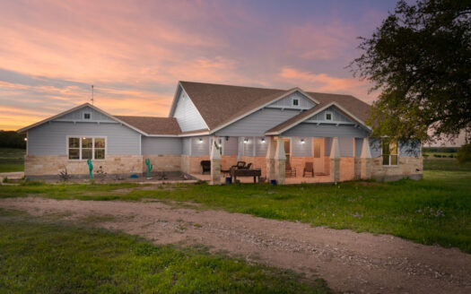 160 RED STAG COURT LAMPASAS, TX 76550